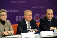 Пресс-конференция в МИА «Россия сегодня». Москва, 27.10.2015