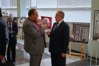 Торжественное открытие выставки «Актуальное Идентичное. К 100-летию Русского авангарда в архитектуре» с участием президента НОПРИЗ Михаила Посохина. Госдума, 22.09.2015 Торжественное открытие выставки «Актуальное Идентичное. К 100-летию Русского авангарда в архитектуре» с участием президента НОПРИЗ Михаила Посохина. Госдума, 22.09.2015